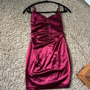 Windsor size M silky dress